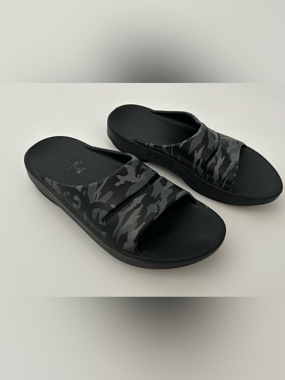 OOFOS OOahh Sport Slide
Sandals
Shoes
Black Camo
Recovery
Comfort
M8 W10
$70